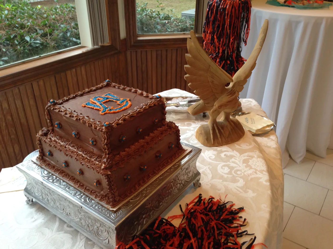 Auburn themed groom's cake